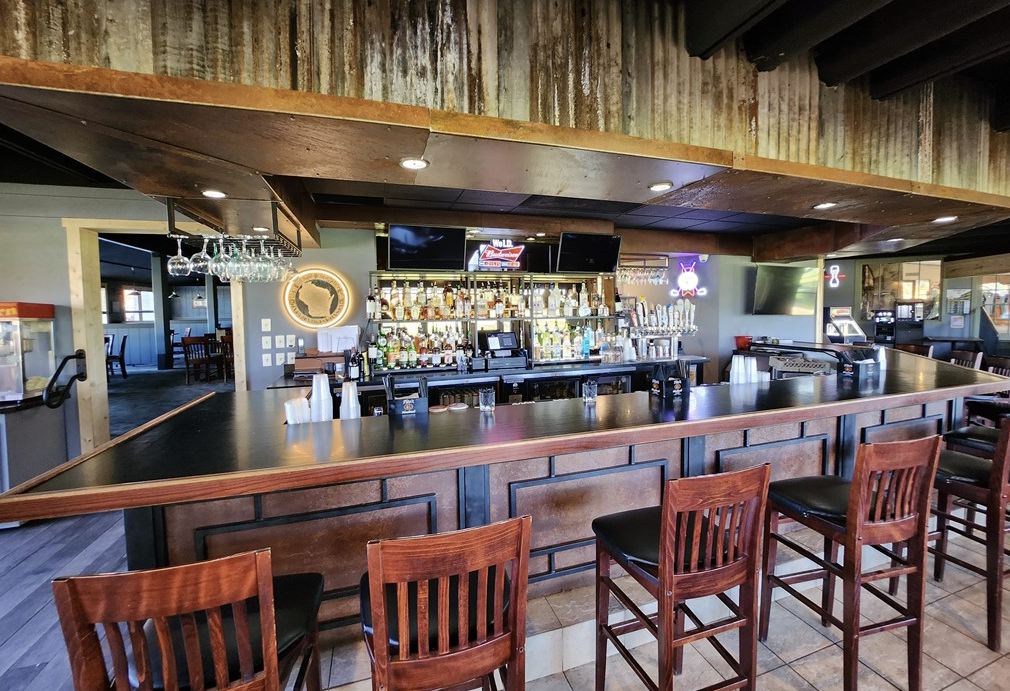 Irons Restaurant And Pub